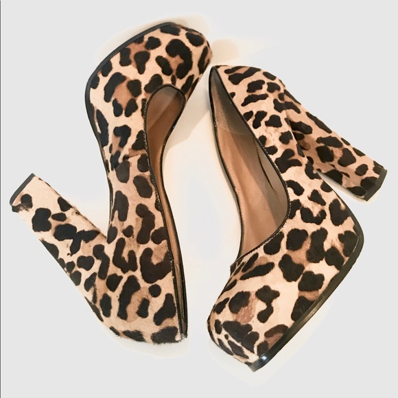 Steve Madden Leopard Pumps - Picture 4 of 6